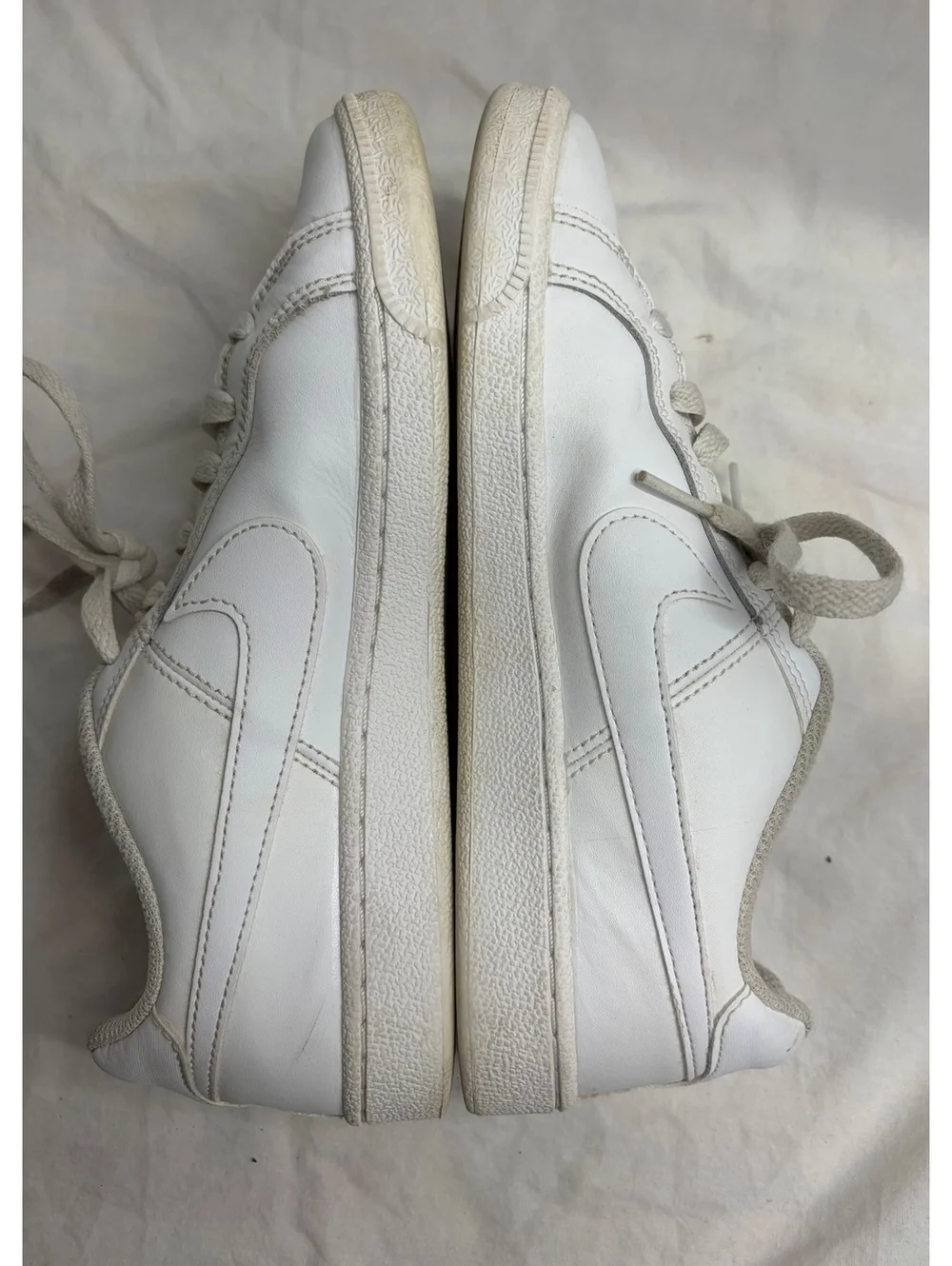 Nike Court Royale 2 Low White Leather Sneakers Women’s Size 7 Classic